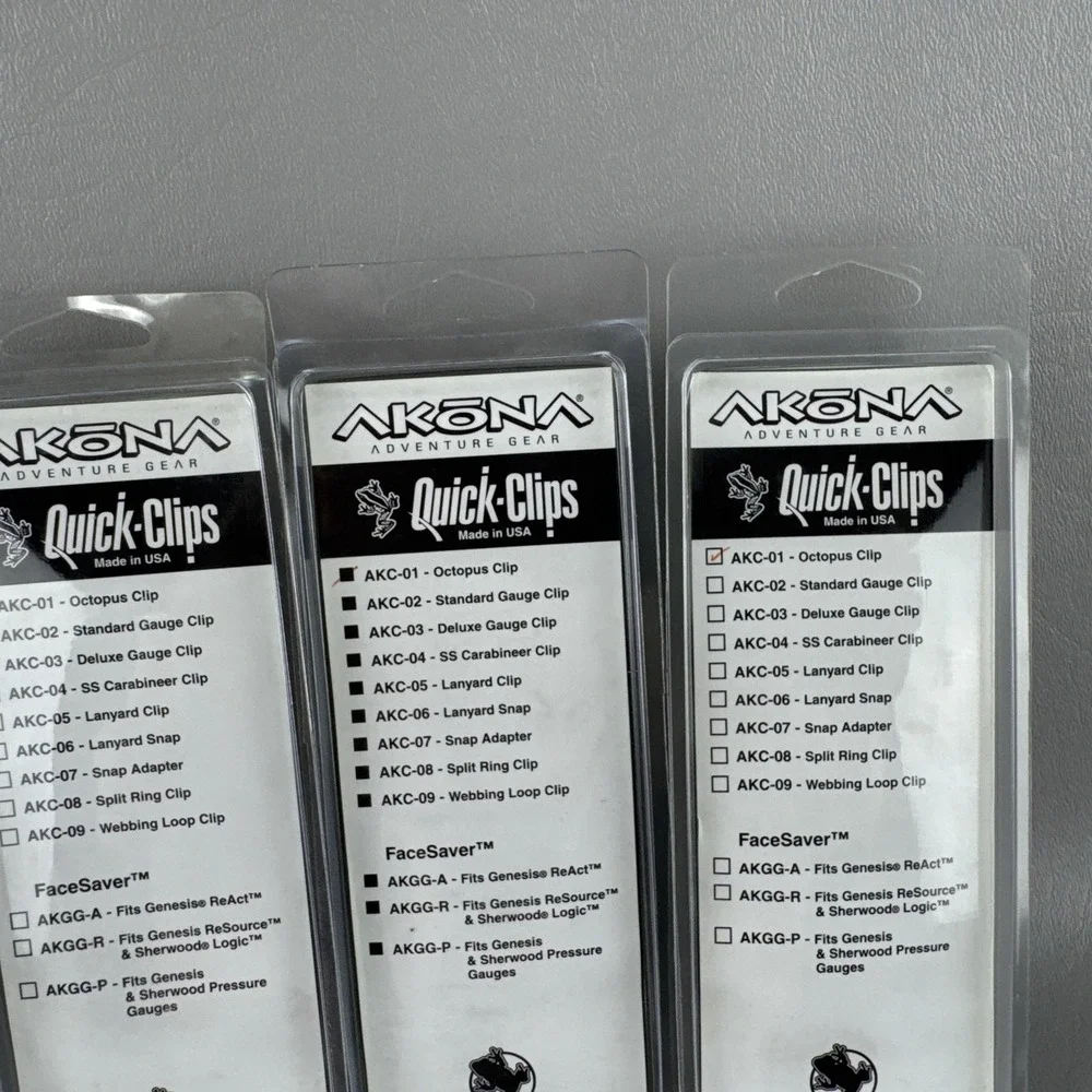 Akona Scuba Diving Octopus Retainer‎ Clip Keeper AKC-01 Lot of 4